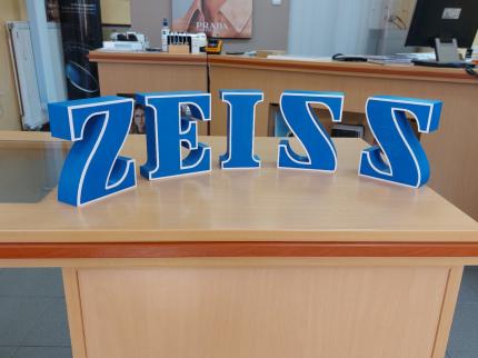 teljes felirat